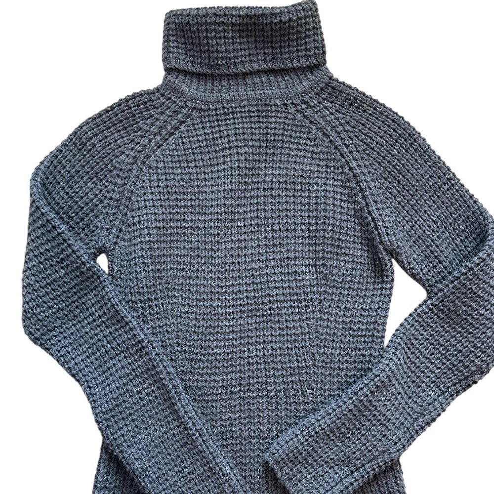 Neiman Marcus Merino Wool Turtleneck Sweater | Charcoal Gray Roll Neck, Small